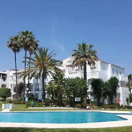 Apartment Sun Beach 1A Apartamento *